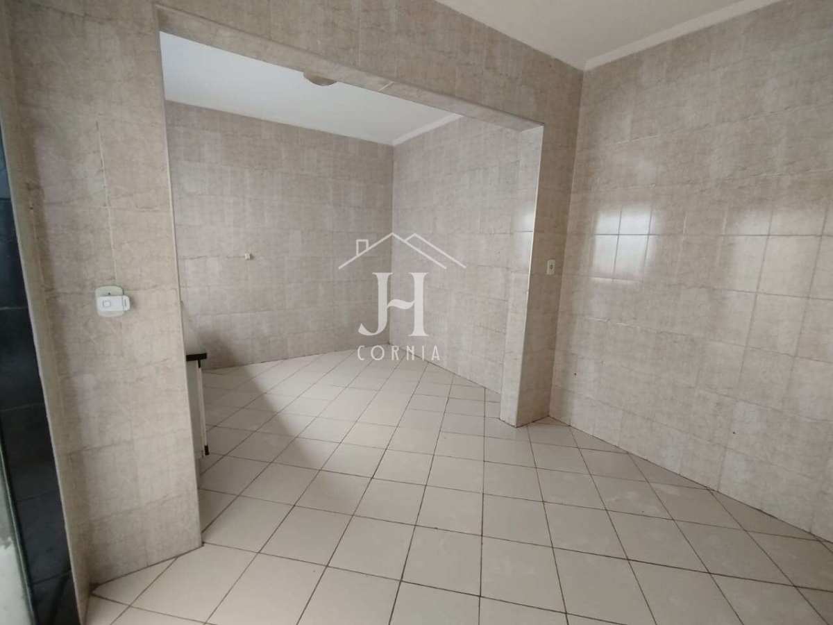 Casa à venda em Limeira, Jardim Glória, com 5 quartos, 125m² - João Cornia Imóveis
